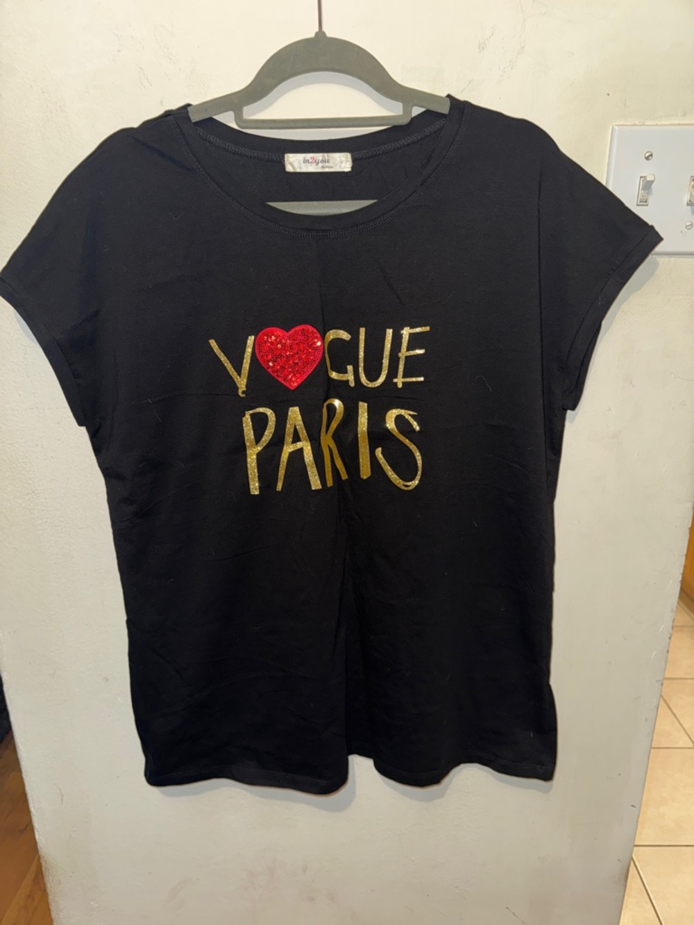 NWOT Women’s XL Classic Black Short Sleeve Tee